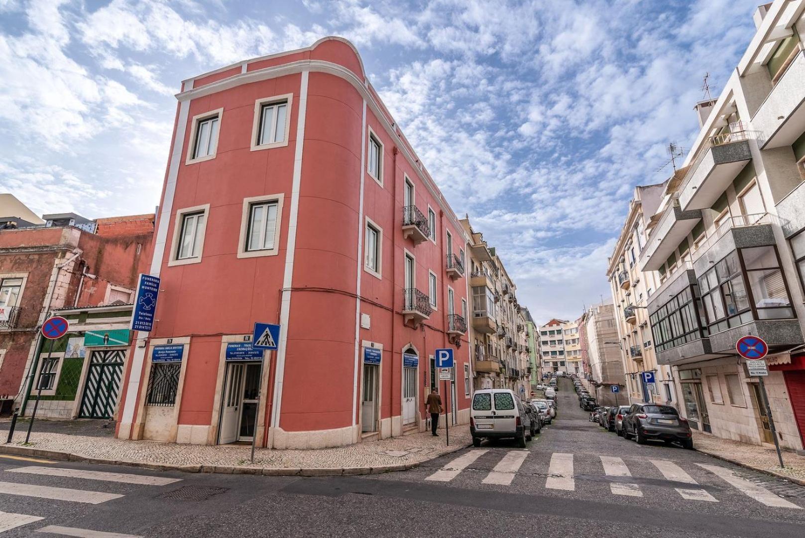 Guestready - Modern 2Bedroom Apartment In Graca Lisbon Exterior photo